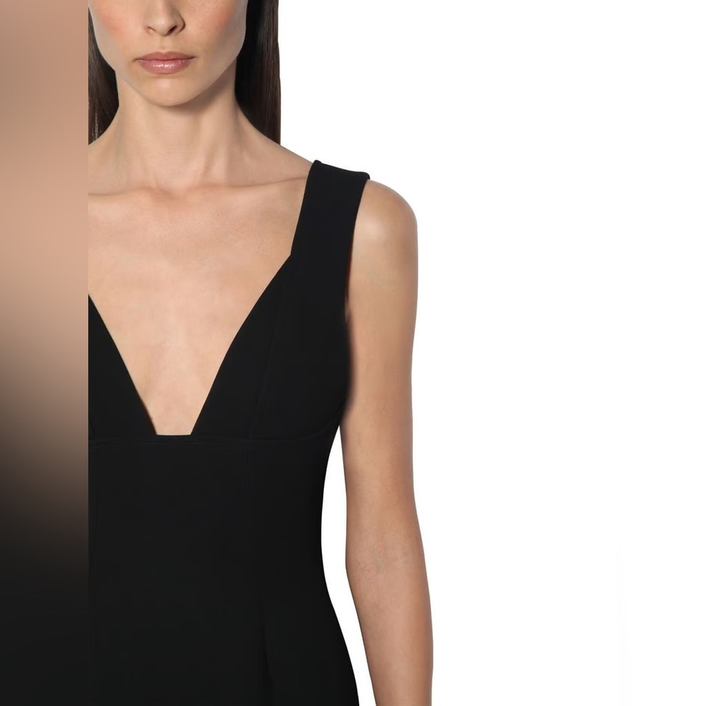Victoria Beckham Fitted Black Crepe Dress - Picture 4 of 8